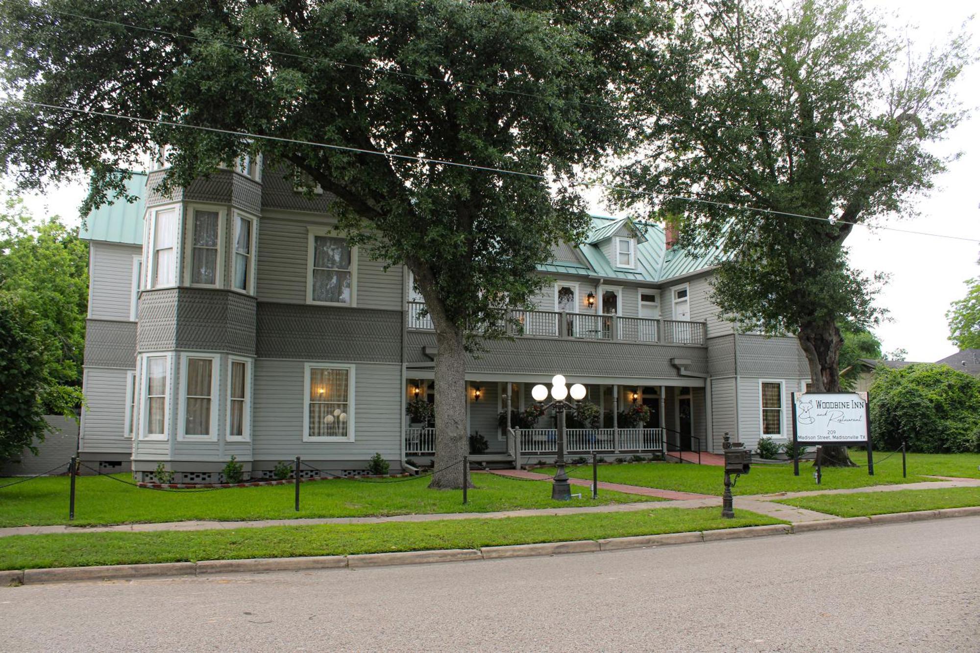 Woodbine Inn And Restaurant Madisonville 外观 照片